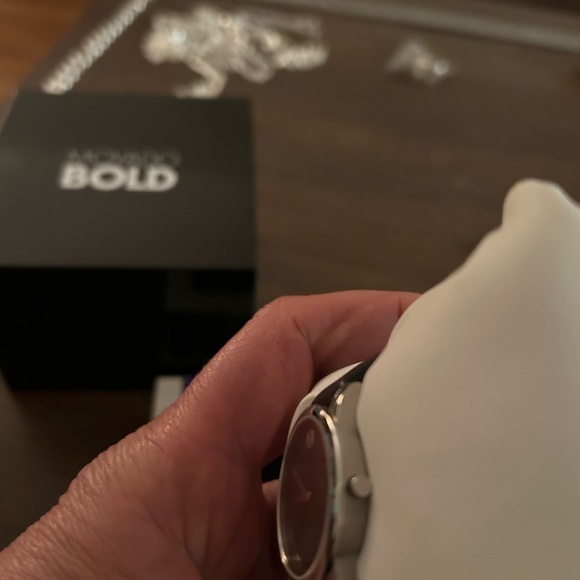 MOVADO BOLD new with box no tags - Picture 8 of 9